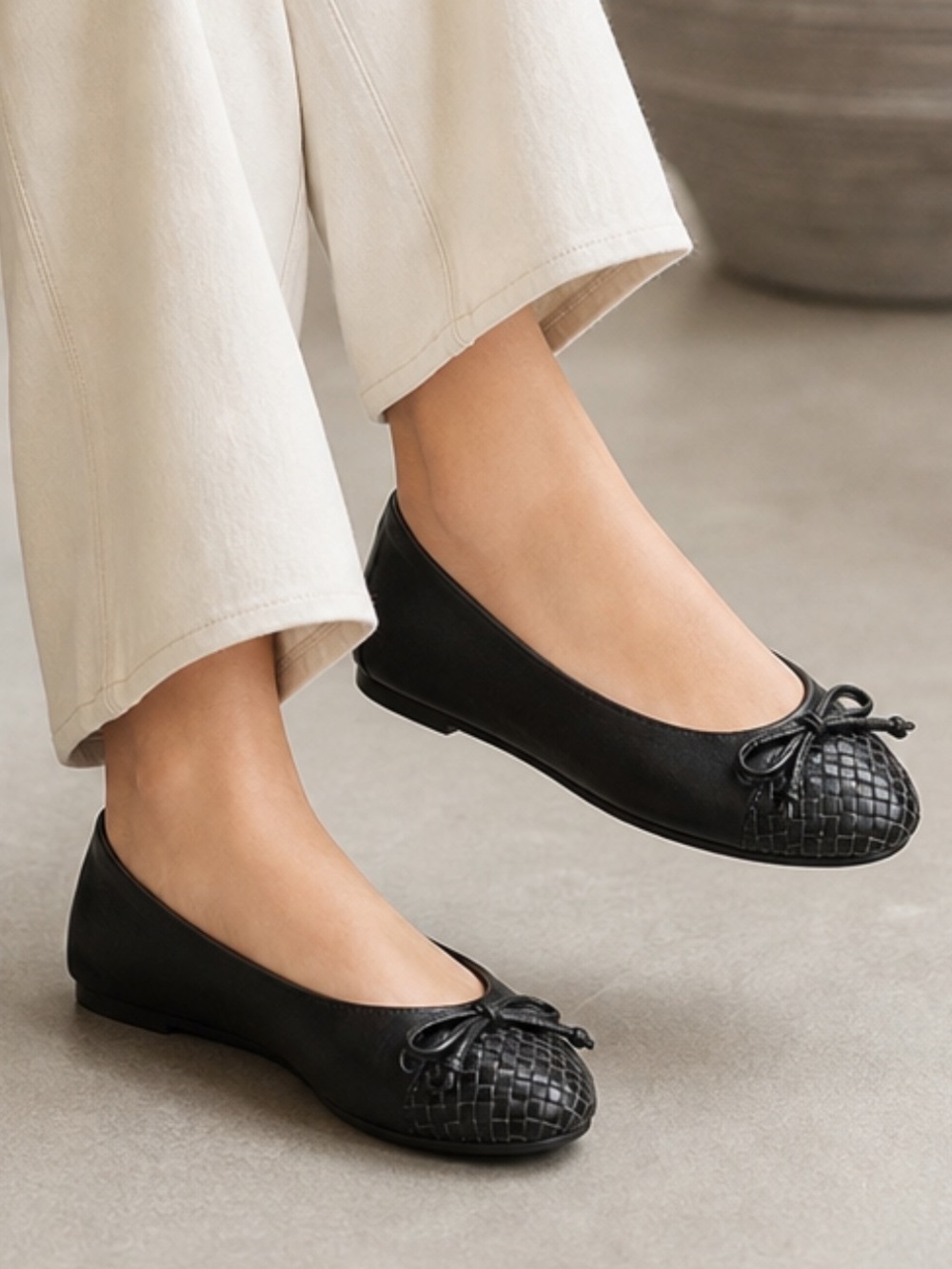 Cole Haan Black Leather Inter Woven Toe Ballet Flats - Women's Classic Comfort.